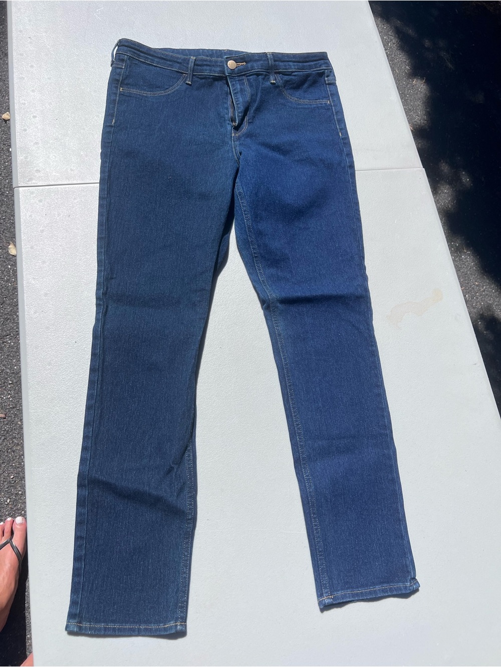 H&M Two-Tone Dark Blue Straight Leg Jeans